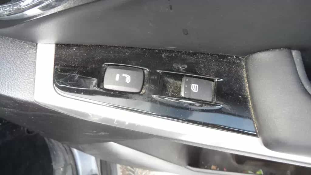 Ssangyong Korando Leder Automatik 4x4 04/2015-photo-7