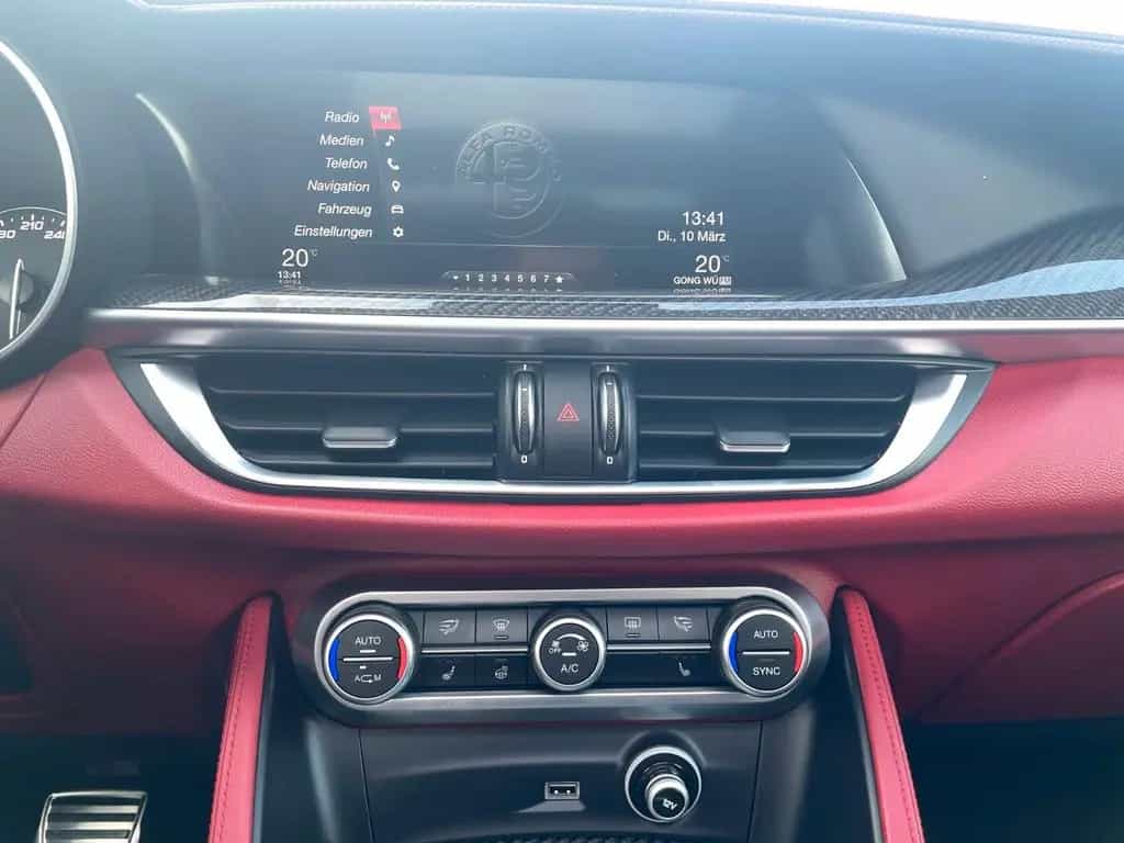 Alfa Romeo Stelvio Quadrifoglio Q4 09/2018-photo-16