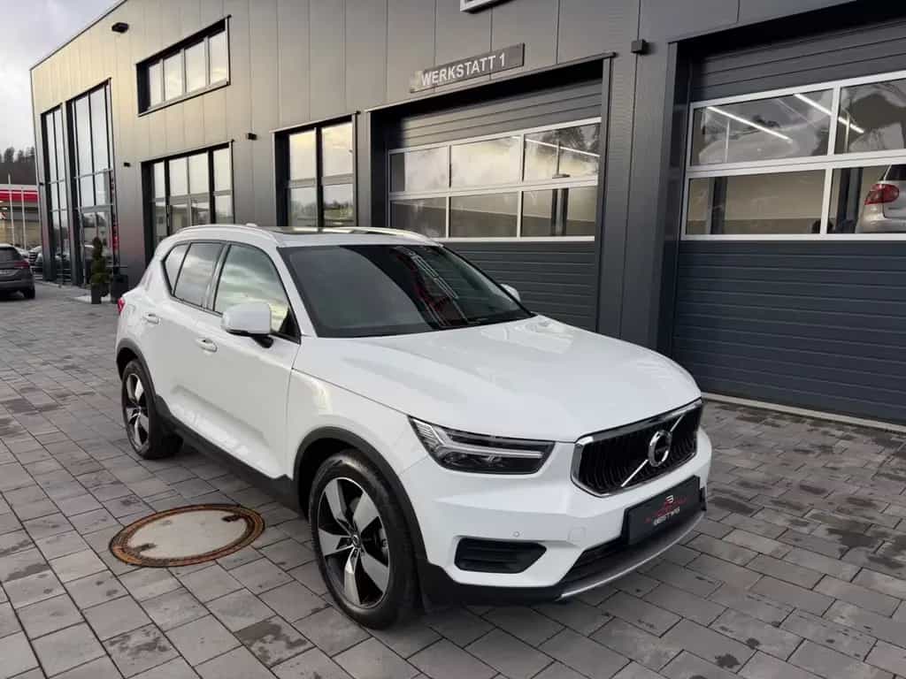 Volvo XC40 Momentum Pro*8-FACH*AHK*KAMERA*PDC*TOP 05/2019-photo-2