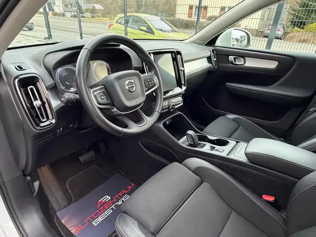 Volvo XC40 Momentum Pro*8-FACH*AHK*KAMERA*PDC*TOP 05/2019-photo-6