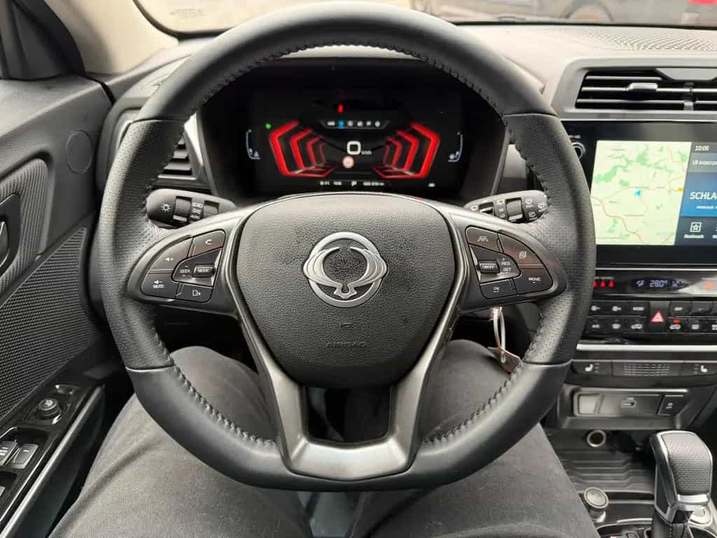 KGM Tivoli 1.5 T-GDI Nomad Kamera, Navi, Automatik 02/2025-photo-9