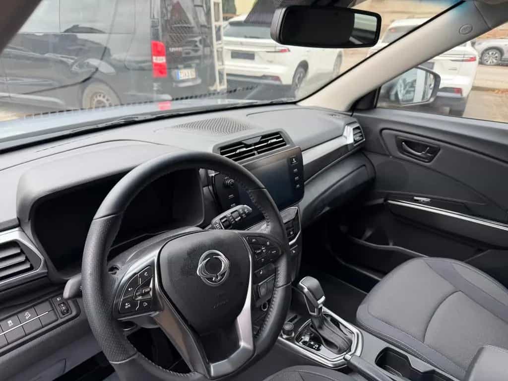 KGM Tivoli 1.5 T-GDI Nomad Kamera, Navi, Automatik 02/2025-photo-7