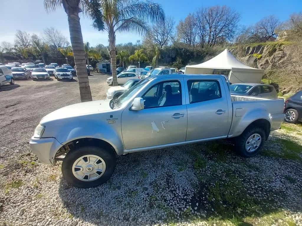 Tata Xenon 2.2 Dicor 4x2 PC Cassonato 02/2011-photo-4