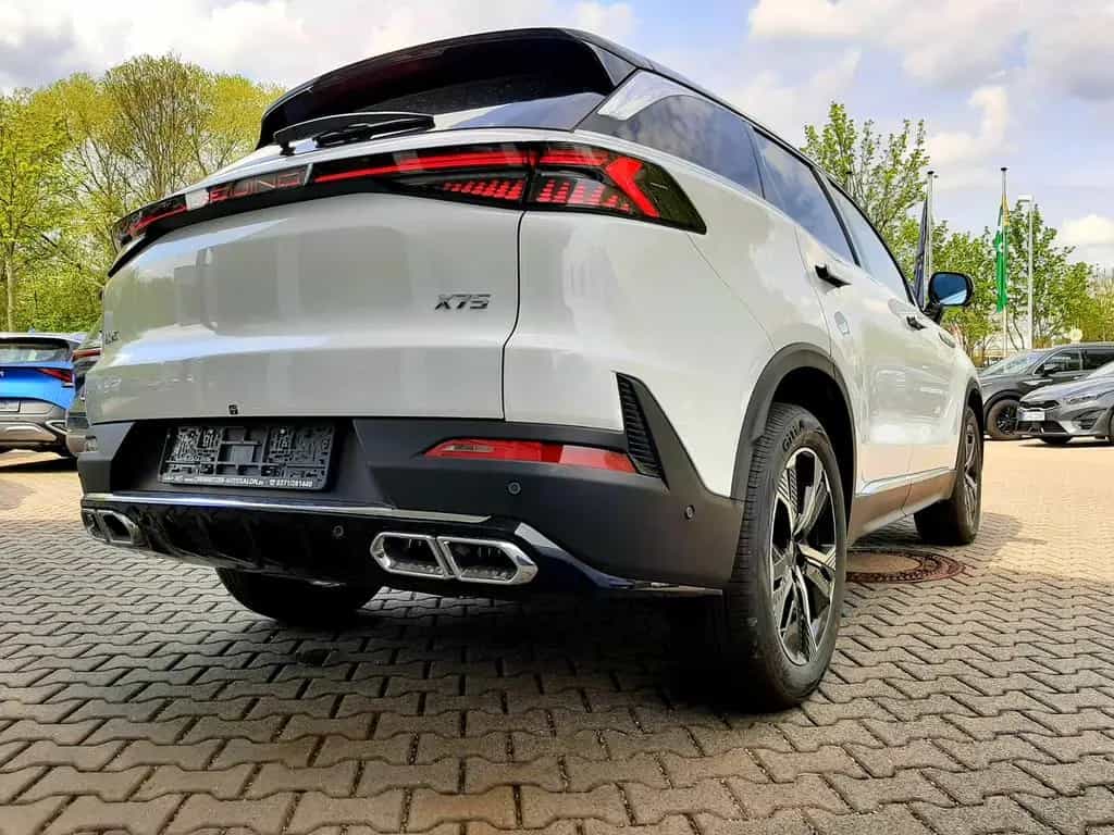BAIC Beijing X75 1.5T-GDI DCT7 360° KEYL MASSAGE LED null-photo-4