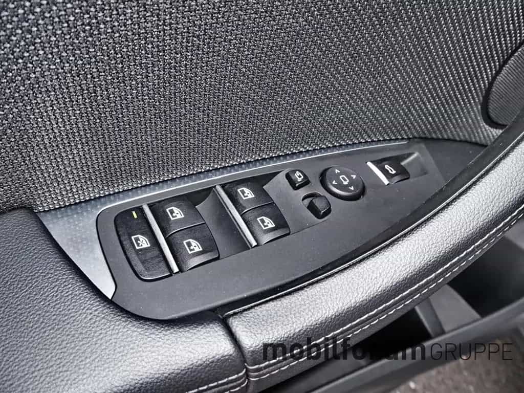 BMW X3 xDrive25d AHK Navi LED Soundsystem 360 Kamera 07/2019-photo-11