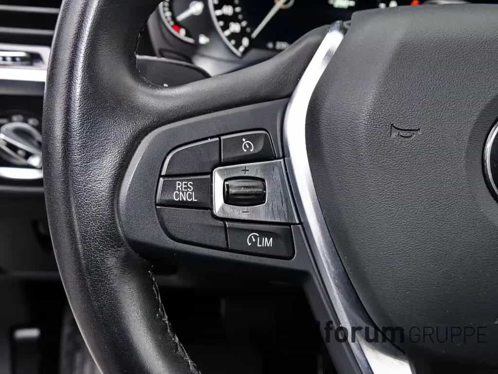 BMW X3 xDrive25d AHK Navi LED Soundsystem 360 Kamera 07/2019-photo-17