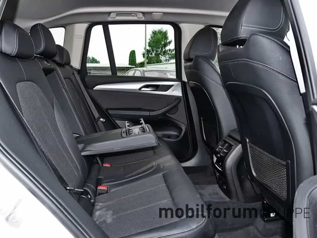 BMW X3 xDrive25d AHK Navi LED Soundsystem 360 Kamera 07/2019-photo-3
