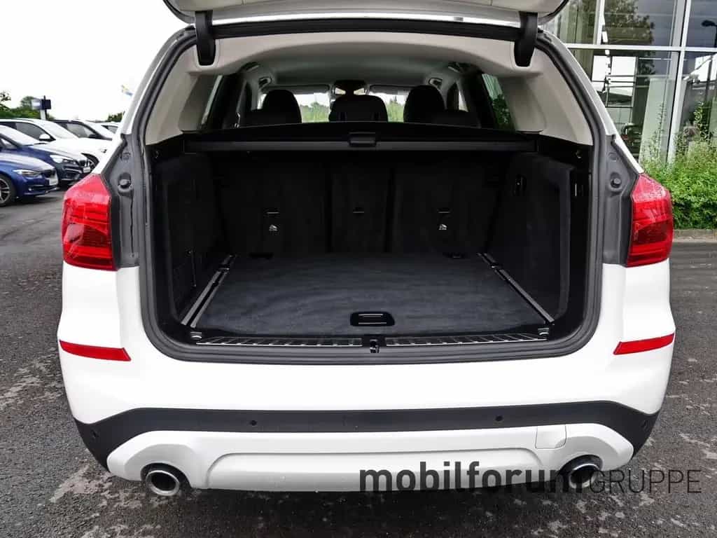 BMW X3 xDrive25d AHK Navi LED Soundsystem 360 Kamera 07/2019-photo-9