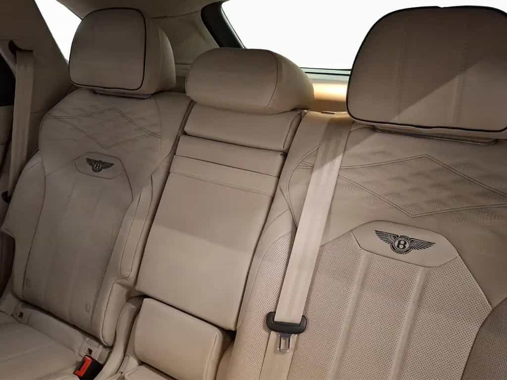 Bentley Bentayga Atelier Edition null-photo-12
