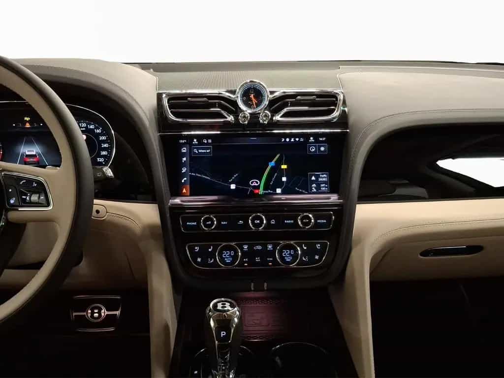 Bentley Bentayga Atelier Edition null-photo-7