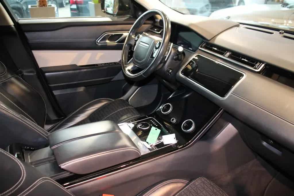Land Rover Range Rover Rover Velar SE Head-Up Pano Kamera 11/2017-photo-15