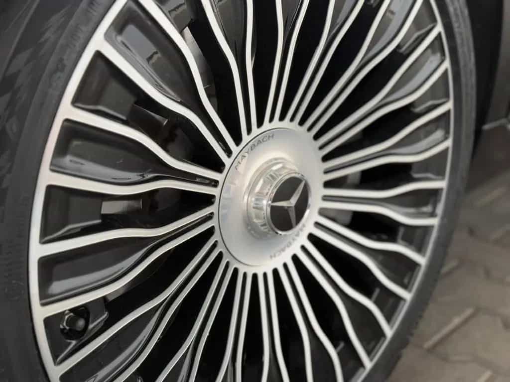 Maybach Mercedes Benz S680 Maybach V12 High-End -Paket 03/2024-photo-9