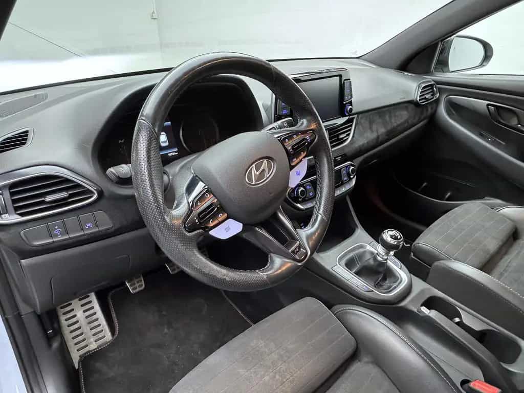 Hyundai i30 N Performance Stage4 Navi*KAM*LED*PDC*SHZ 04/2018-photo-12