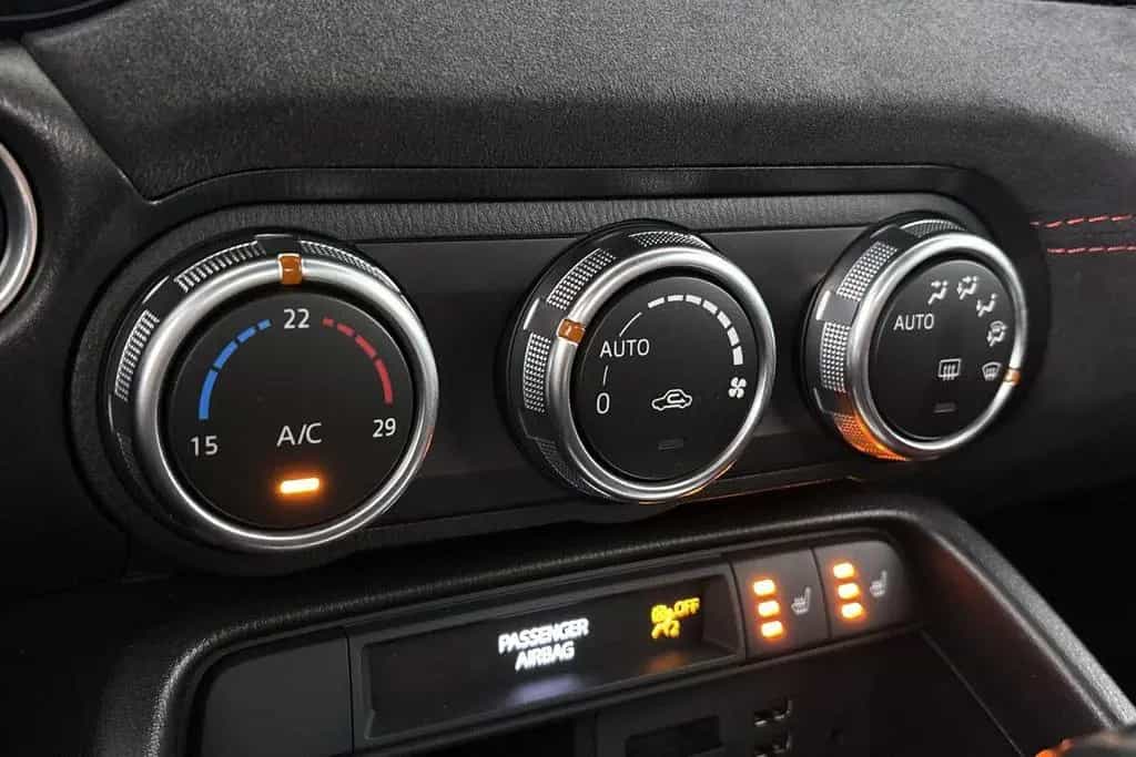 Abarth 124 Spider 1.4 MultiAir Turbo 01/2017-photo-20