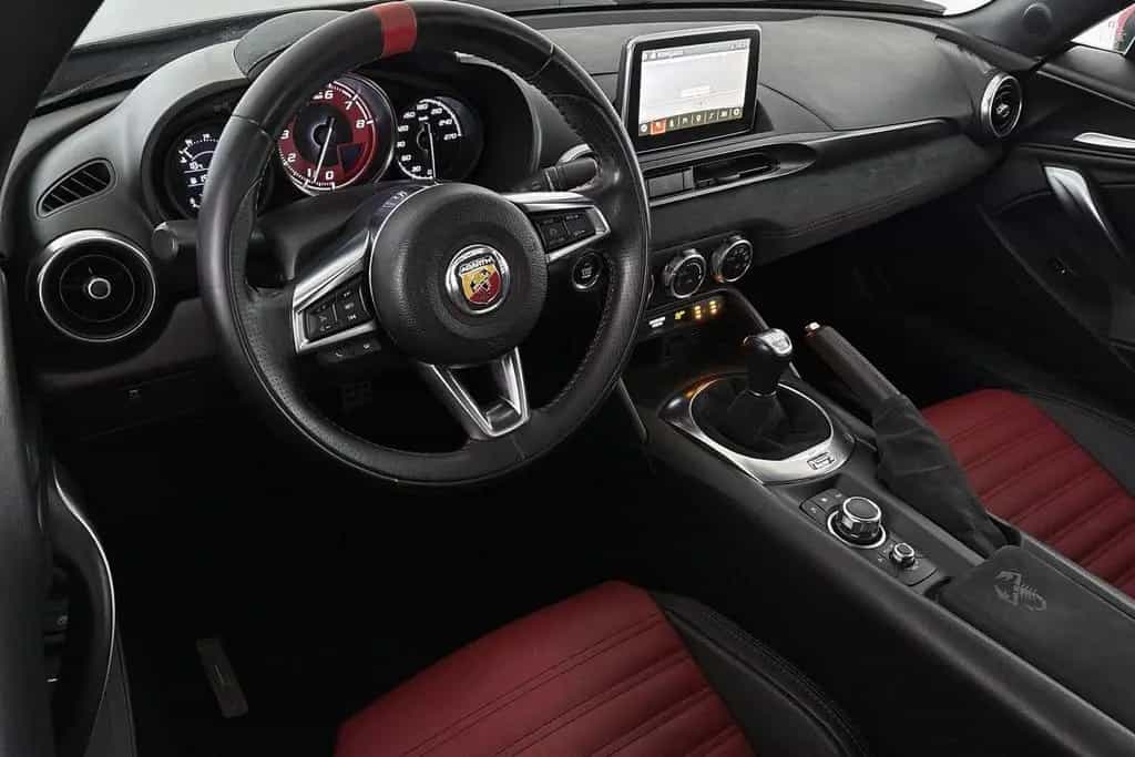 Abarth 124 Spider 1.4 MultiAir Turbo 01/2017-photo-4
