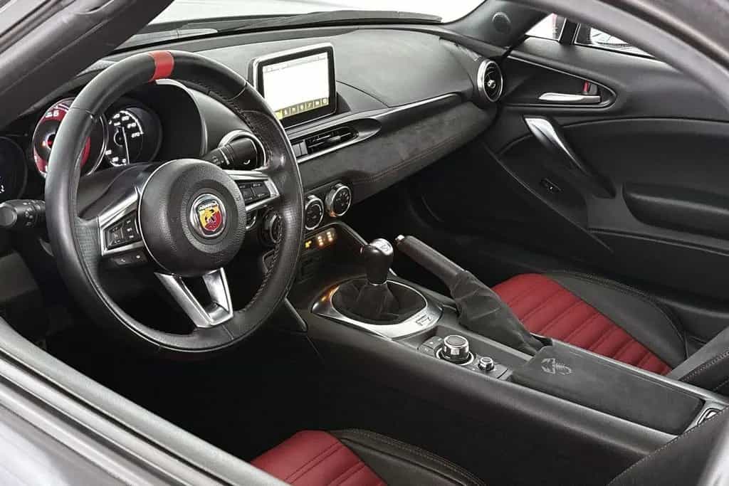 Abarth 124 Spider 1.4 MultiAir Turbo 01/2017-photo-6