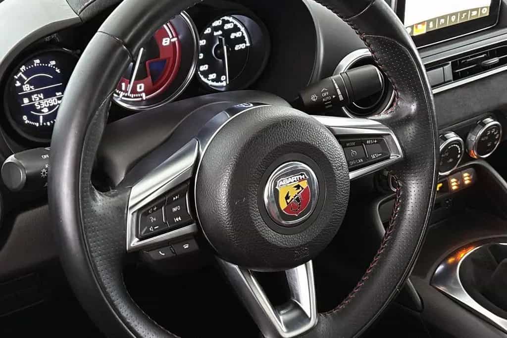 Abarth 124 Spider 1.4 MultiAir Turbo 01/2017-photo-9
