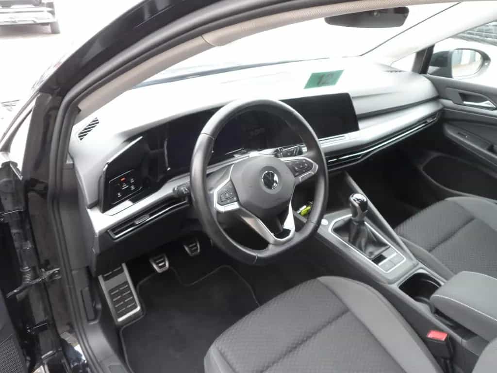 Volkswagen Golf VIII Lim. Active/Navi/PDC/LRH/SHZ/8xALU/Top 06/2021-photo-15