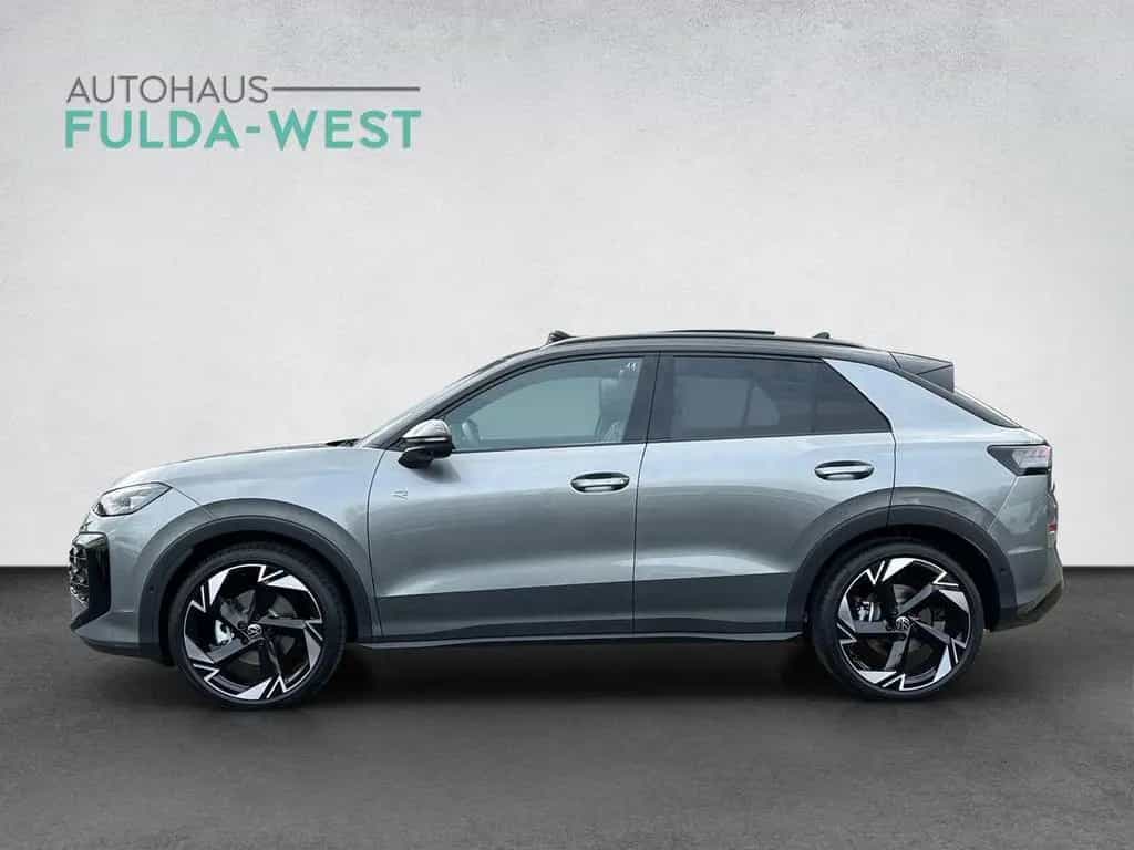 Volkswagen T-Roc 1.5 eTSI R-Line Matrix 360° Pano Black AHK null-photo-2