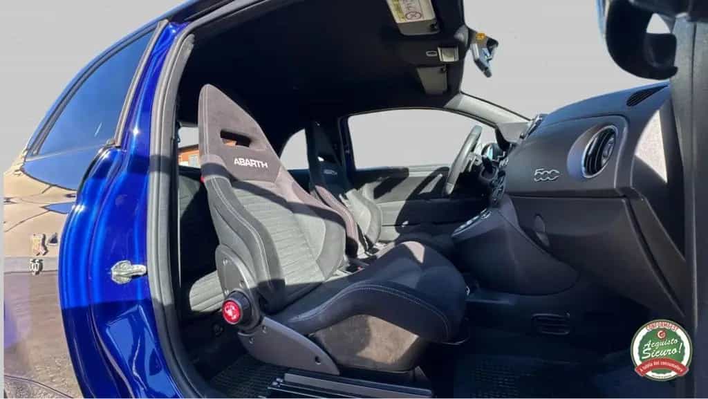 Abarth 595 1.4 T-Jet 180 CV Competizione ** PREZ 11/2019-photo-9
