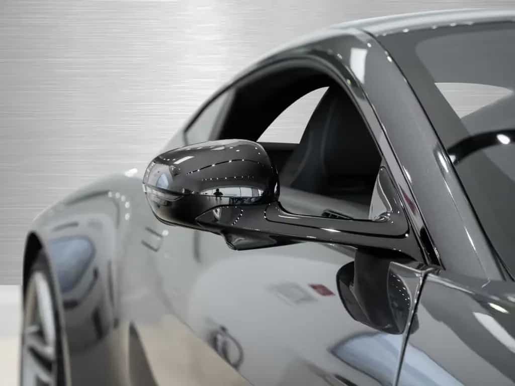 Aston Martin V8 Vantage null-photo-18