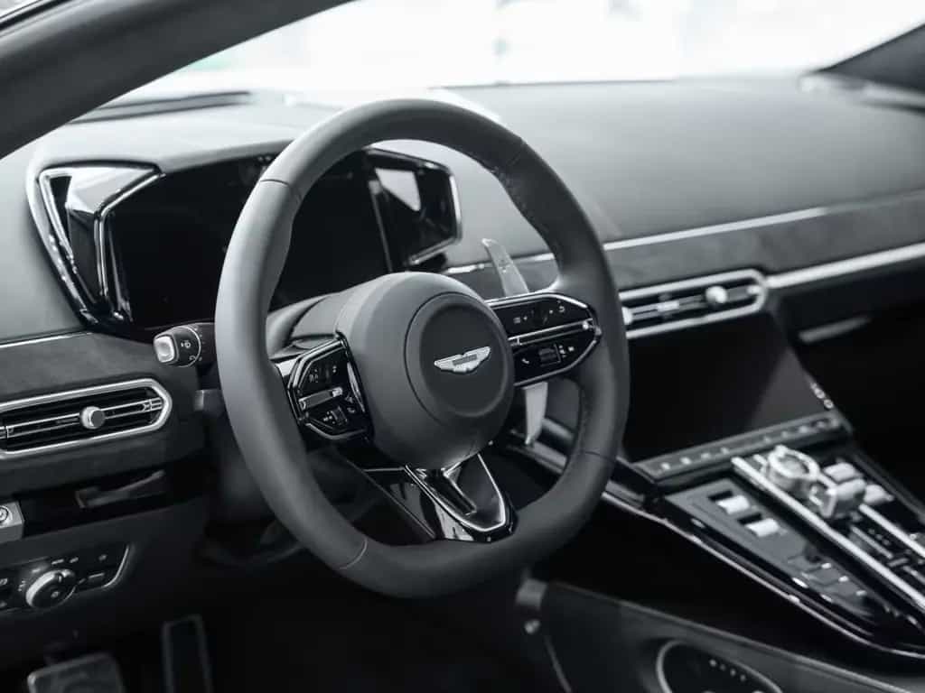 Aston Martin V8 Vantage null-photo-20