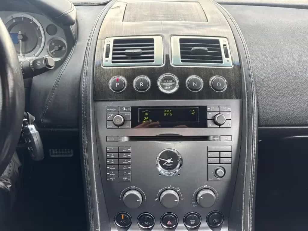 Aston Martin DB9 5.9 V12 458PK Touchtronic 2005 Zwart NL auto 01/2005-photo-17
