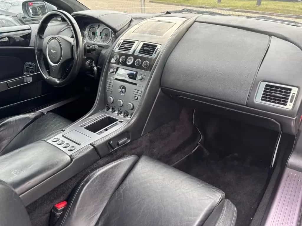 Aston Martin DB9 5.9 V12 458PK Touchtronic 2005 Zwart NL auto 01/2005-photo-22
