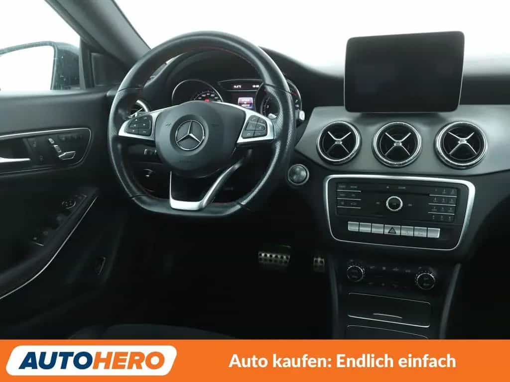 Mercedes-Benz CLA-Class 200 AMG Line Aut.*LED*NAVI*TEMPO*PDC*KLIMA* 03/2019-photo-10