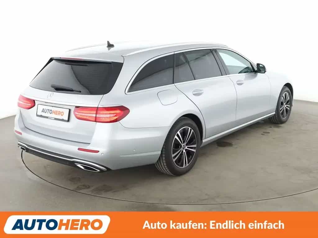 Mercedes-Benz E 220 E-Klasse E 220 d Avantgarde Aut.*NAVI*TEMPO*CAM* 11/2020-photo-5