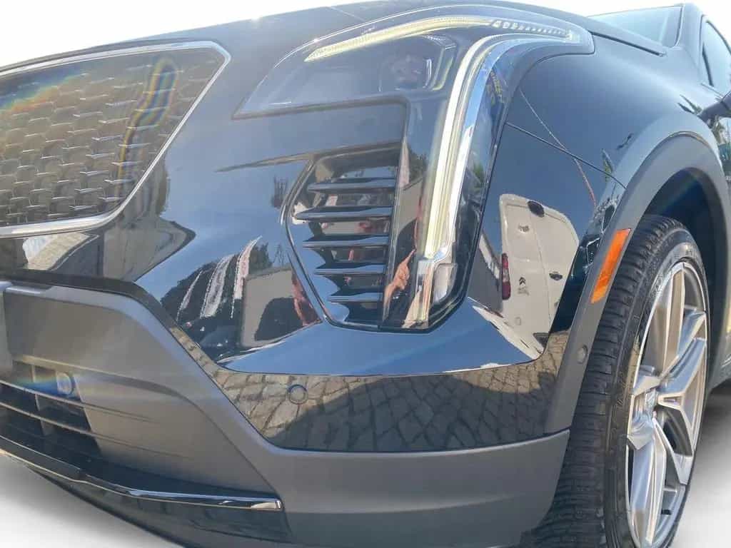 Cadillac XT4 2.0 T Sport AWD NAVI+KAMERA+LED 08/2023-photo-4