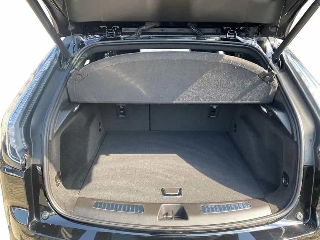 Cadillac XT4 2.0 T Sport AWD NAVI+KAMERA+LED 08/2023-photo-6