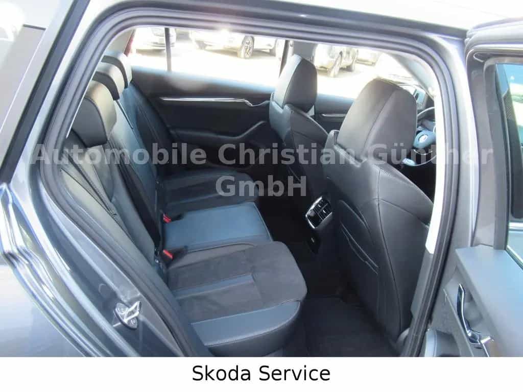 Skoda Octavia Combi Scout 2.0TSI 140KW DSG 4x4 02/2023-photo-9