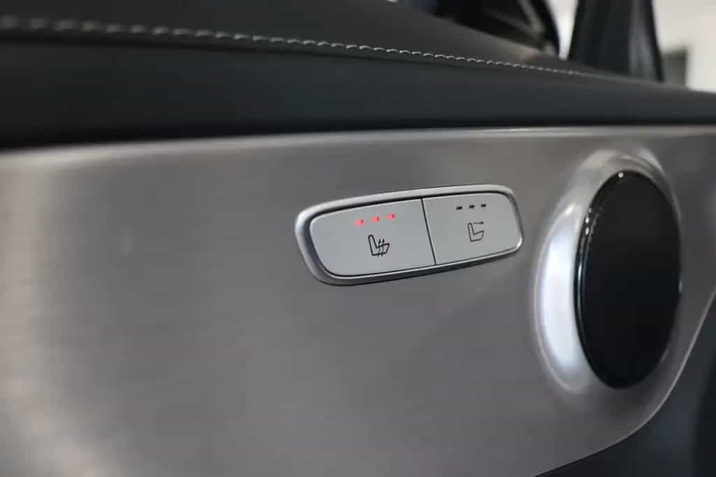 Mercedes-Benz C 400 Cabrio AMG 4Matic HUD*360*Sitzhzg.*AHK 02/2018-photo-12