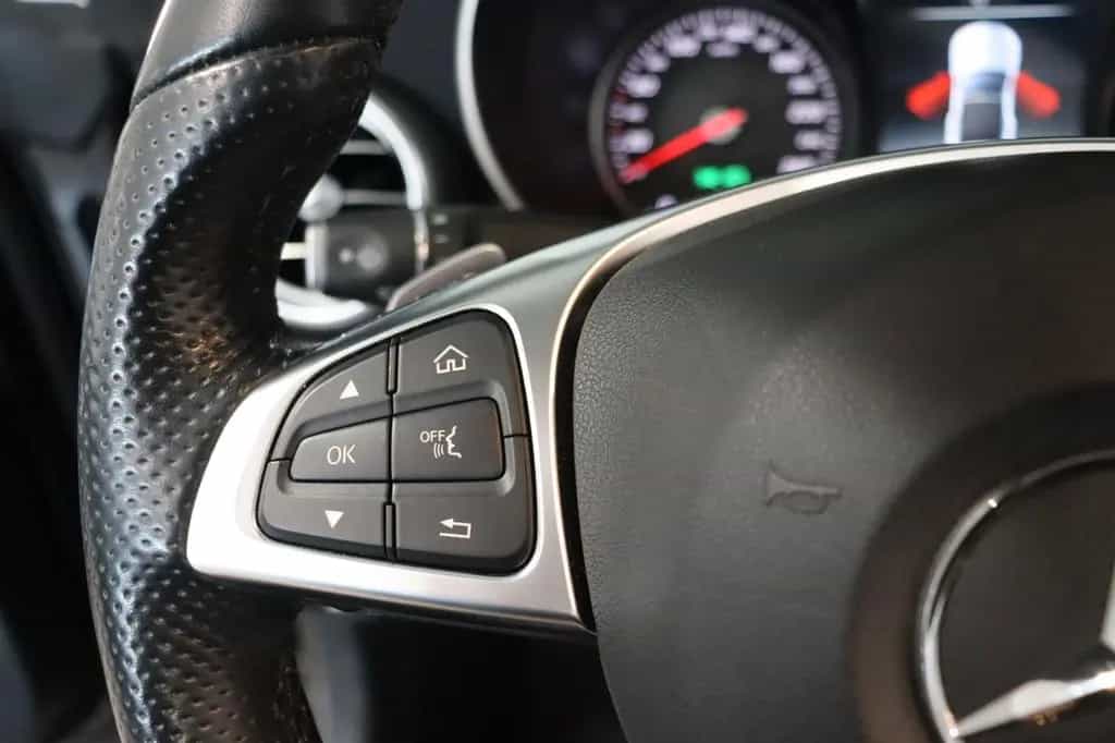 Mercedes-Benz C 400 Cabrio AMG 4Matic HUD*360*Sitzhzg.*AHK 02/2018-photo-17
