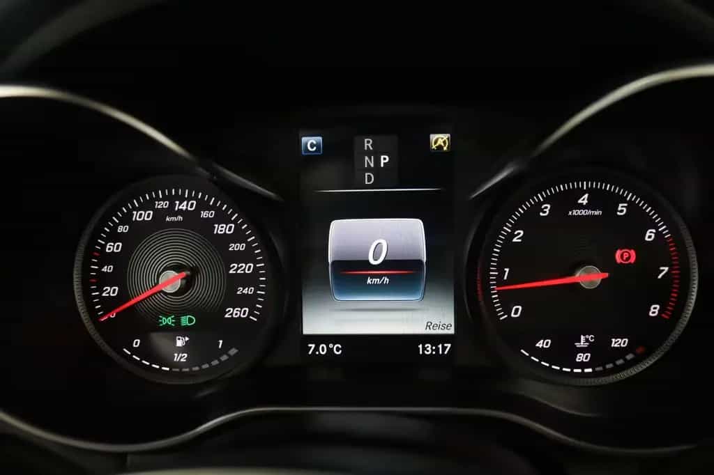 Mercedes-Benz C 400 Cabrio AMG 4Matic HUD*360*Sitzhzg.*AHK 02/2018-photo-19