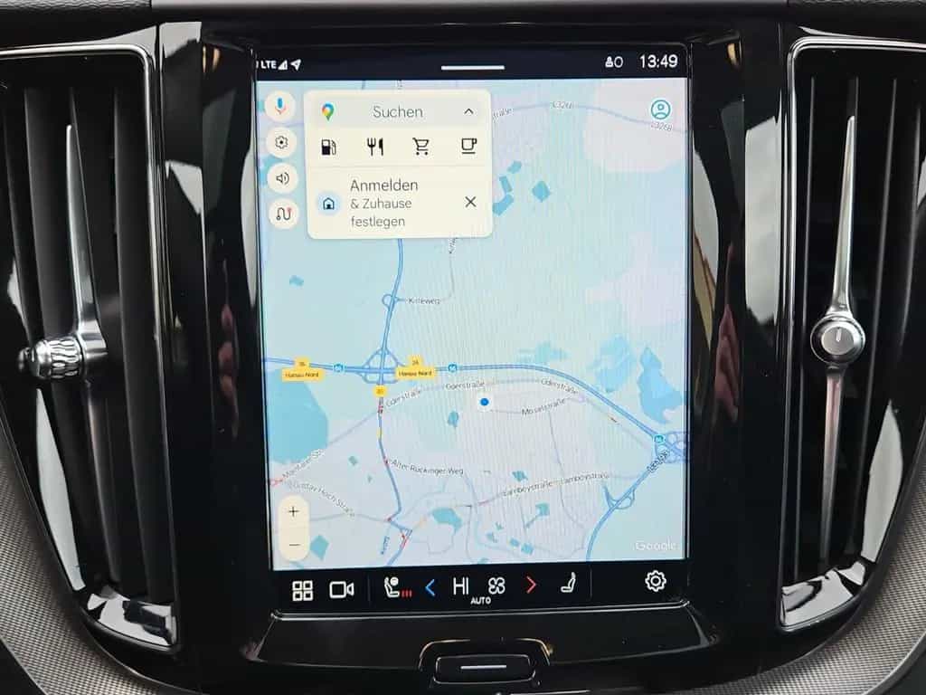 Volvo XC60 B4 AWD Plus Dark 360°/Panorama/H&K/BLIS 01/2023-photo-13