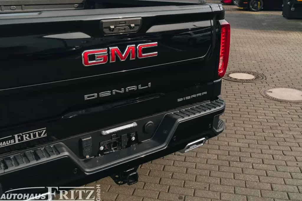 GMC Sierra Denali 1500 CrewCab - 3,0l V6 Diesel null-photo-12