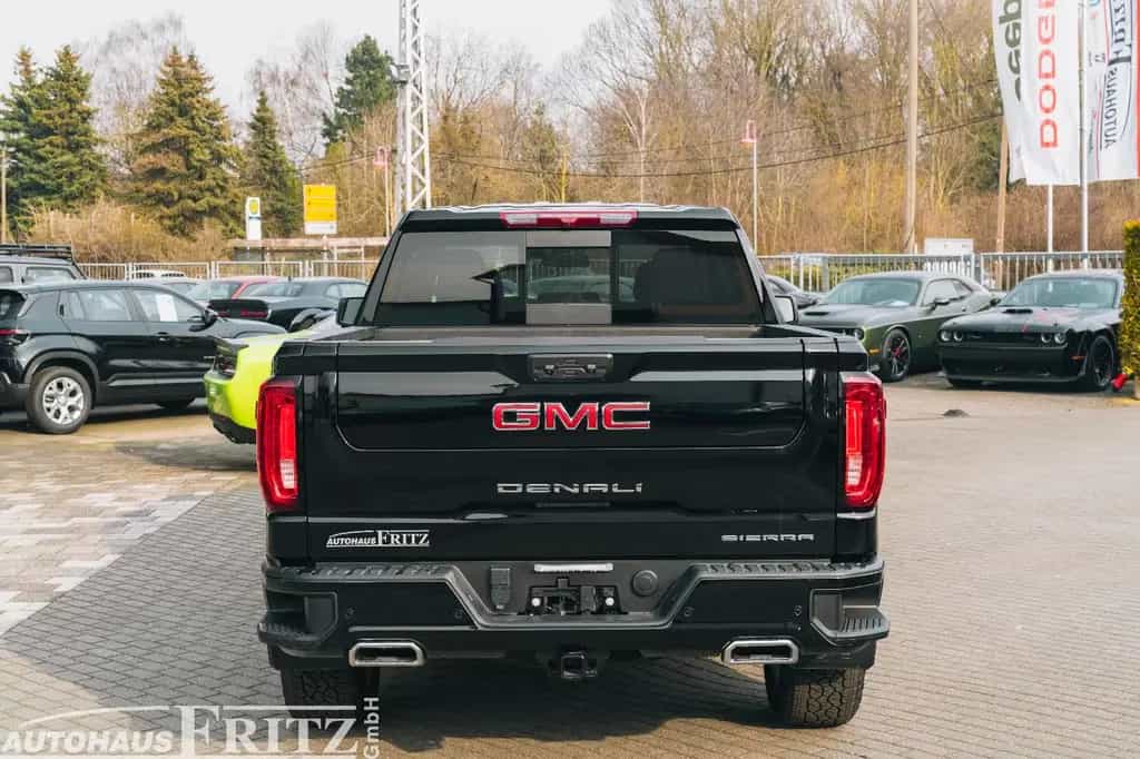 GMC Sierra Denali 1500 CrewCab - 3,0l V6 Diesel null-photo-3