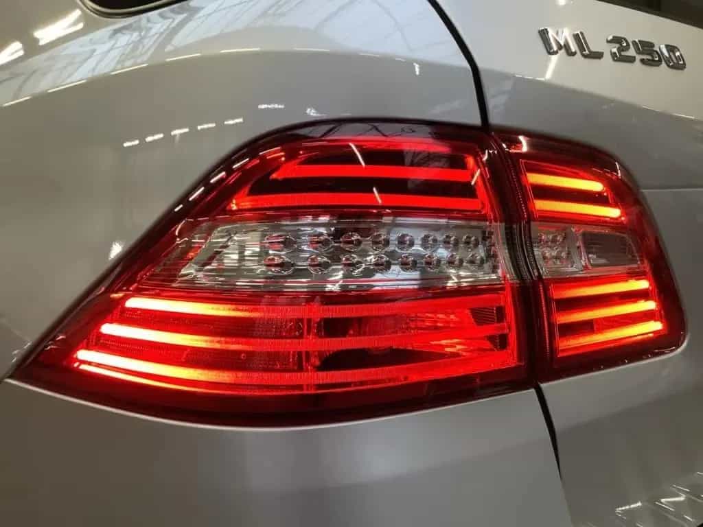 Mercedes-Benz ML 250 BT 4M 7G-Tronic/ILS/Schiebedach/AHK/ 11/2013-photo-17