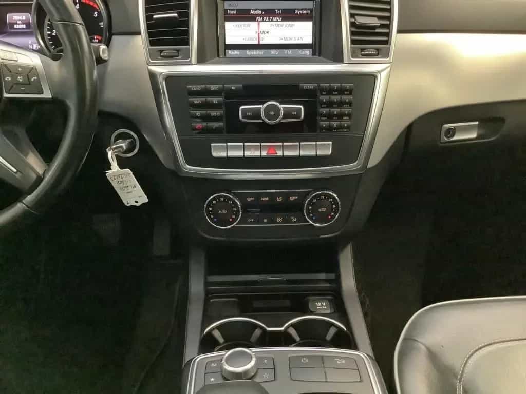 Mercedes-Benz ML 250 BT 4M 7G-Tronic/ILS/Schiebedach/AHK/ 11/2013-photo-6