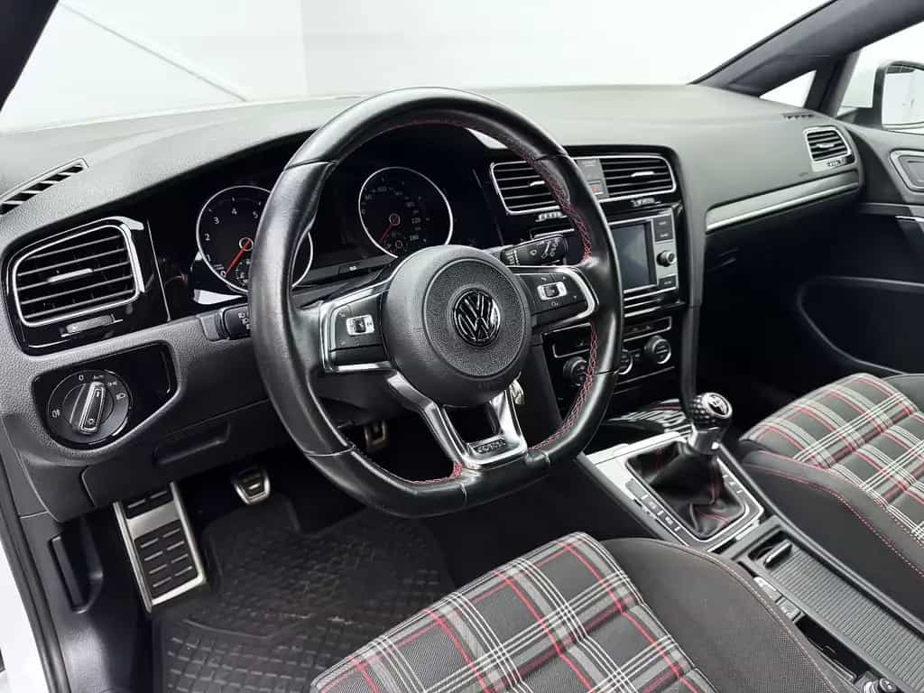 Volkswagen Golf VII 2.0 TSI GTI APR*Eibach*AHK*Standhz*PDC 03/2017-photo-12