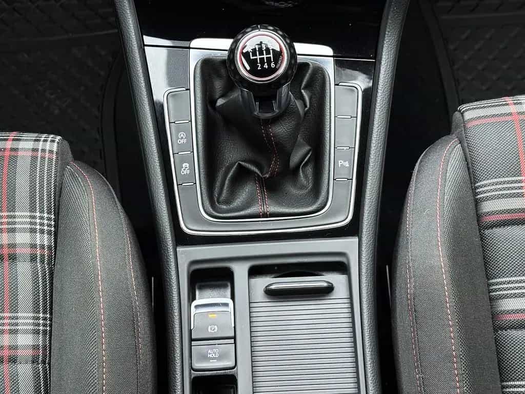 Volkswagen Golf VII 2.0 TSI GTI APR*Eibach*AHK*Standhz*PDC 03/2017-photo-21