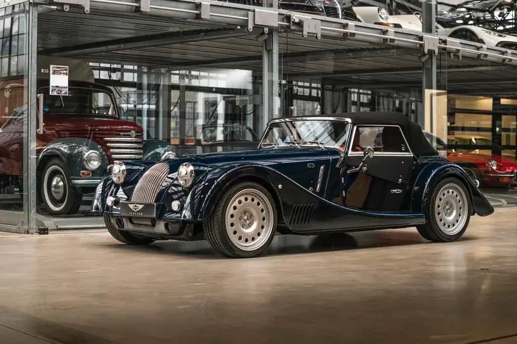 Morgan Plus Six - A/C - SHZ - SAGA -Sonderfarbe 08/2022-photo-1