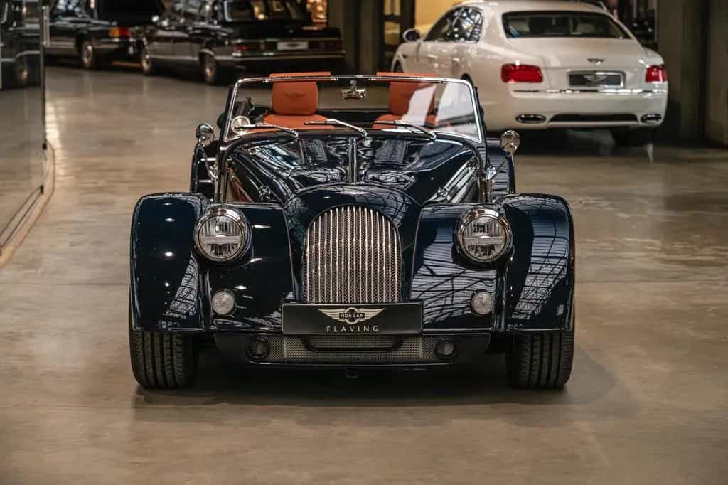 Morgan Plus Six - A/C - SHZ - SAGA -Sonderfarbe 08/2022-photo-2