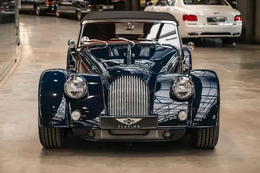 Morgan Plus Six - A/C - SHZ - SAGA -Sonderfarbe 08/2022-photo-3