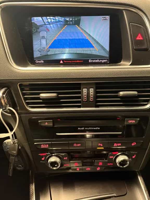 Audi SQ5 3.0 TDI competition quattro Pano AHK Carbon 06/2018-photo-12