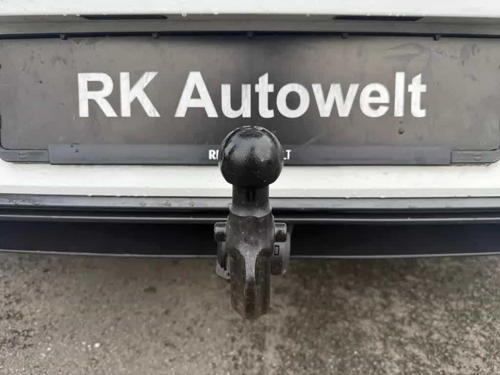 Volkswagen Golf 8 VIII United 2.0 TDI AHK-klappbar Navi ACC 03/2021-photo-10