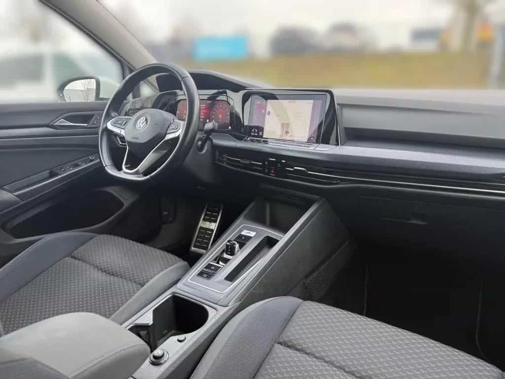 Volkswagen Golf 8 VIII United 2.0 TDI AHK-klappbar Navi ACC 03/2021-photo-21