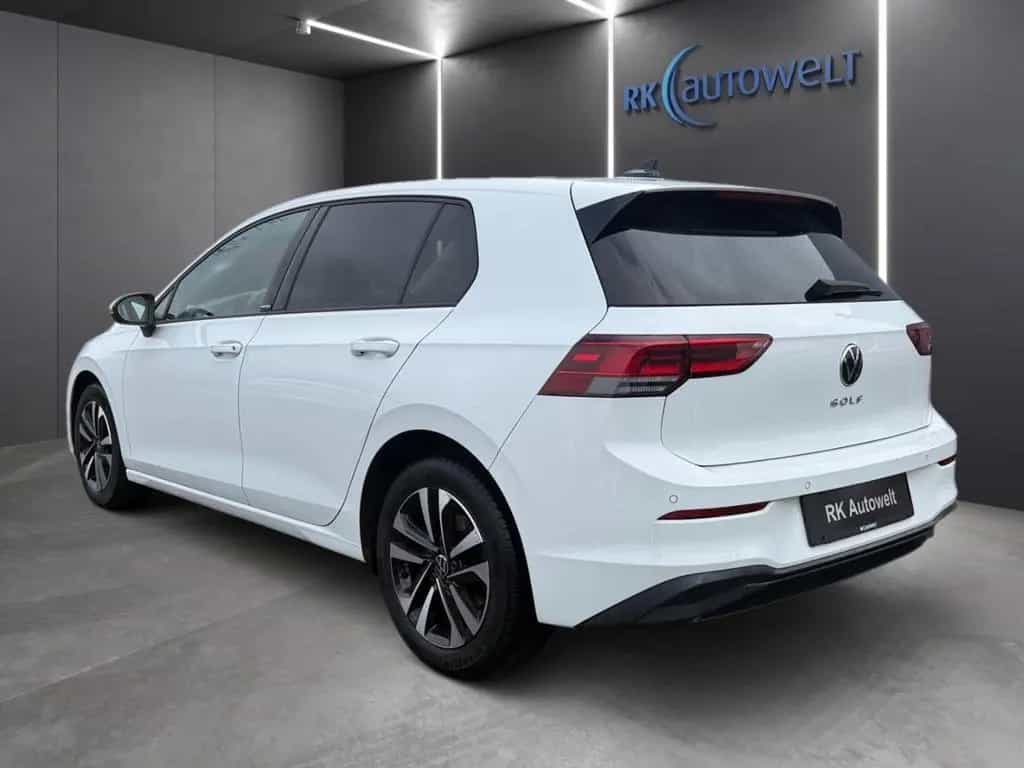 Volkswagen Golf 8 VIII United 2.0 TDI AHK-klappbar Navi ACC 03/2021-photo-4